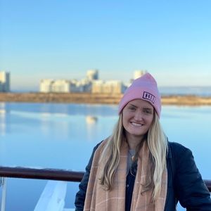 Meet your Posher, Ainsley